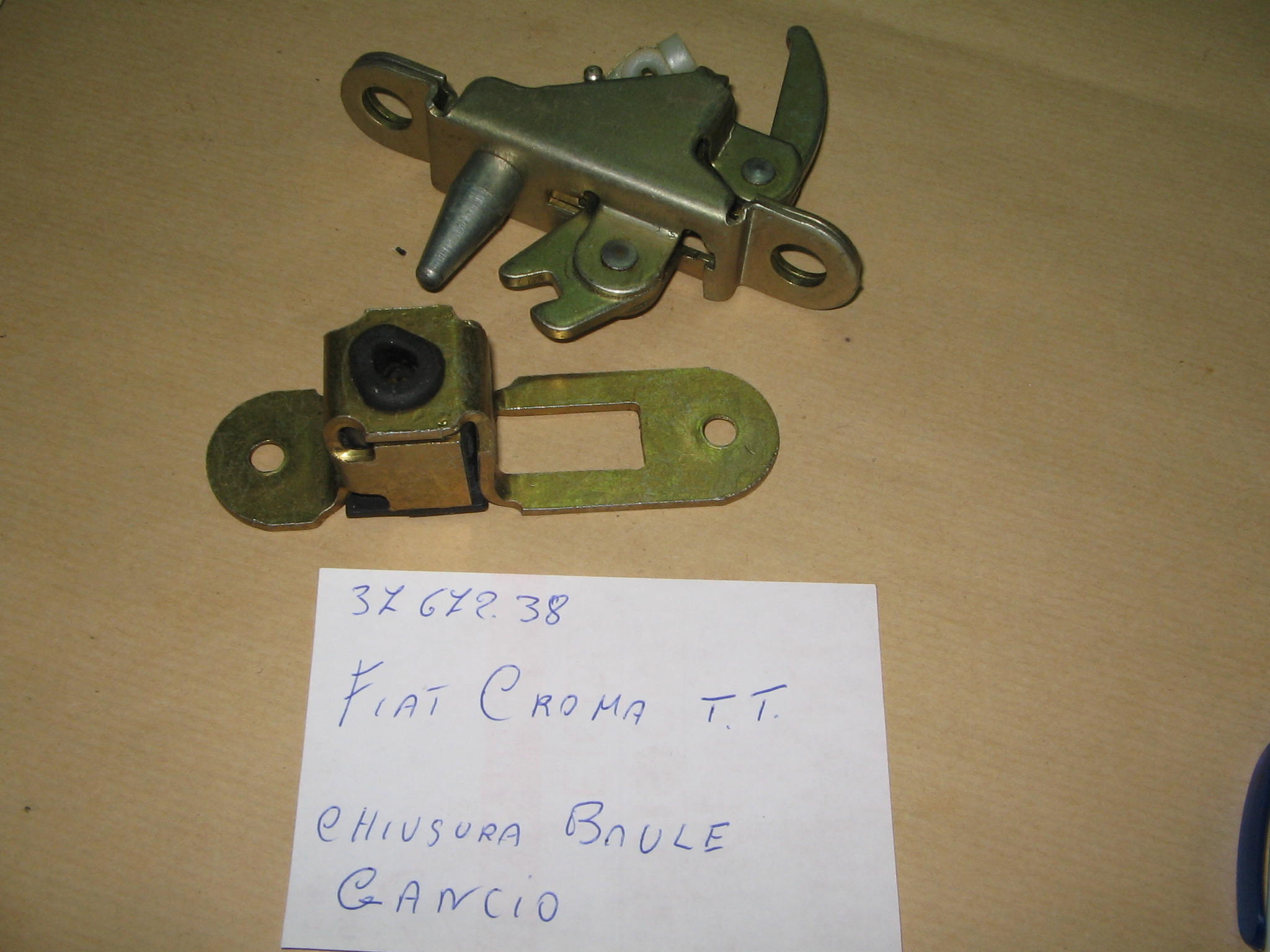 FIAT CROMA KIT GANCIO BAULE  N. 20638